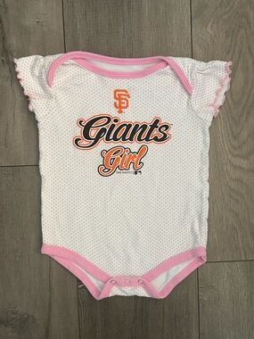 Officially licensed MLB Team Apparel San Francisco Giants baby girl onsie 18 mo